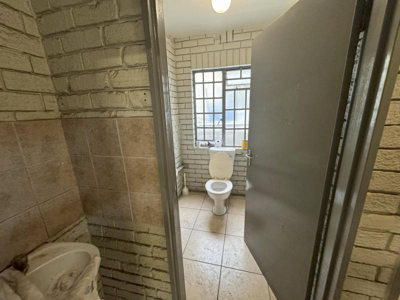 To Let commercial Property for Rent in Beaconvale Western Cape